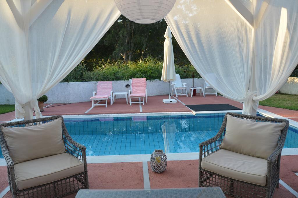 Villa Platanias อายา ปารัสเกวี ภายนอก รูปภาพ